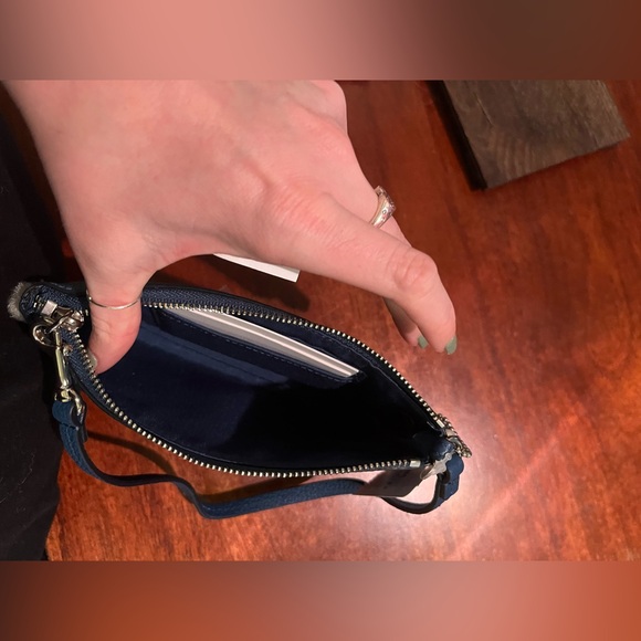 Coach Corner Wristlet Blue Shearling Trim 7x4 Pebble Leather Pouch Wallet - Picture 5 of 6